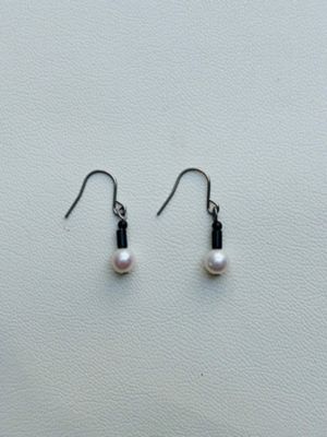 limul（片桐光治）/リムル（カタギリコウジ） ピアス・淡水パール・オニキス