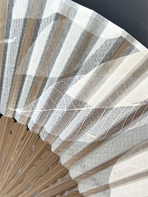 素（ｓｈｉｒｏ）の扇子　６寸　『葉脈』