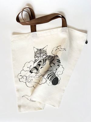 ＜アトリエ・Kinami(石塚智之)＞石塚智之手描き・トートバッグ『トラ猫』