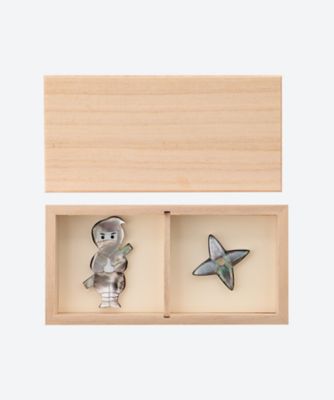 0422391001990an_2?$VS_1500$