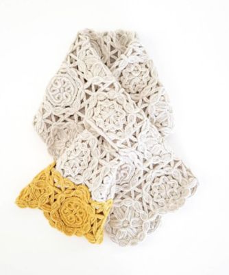 NIIGATA 越品/ニイガタ エッピン 五泉之田中刺繍 差し込みショートマフラー 万華鏡柄 ライトオークル×サフランイエロー スカーフ・ショール【三越伊勢丹/公式】