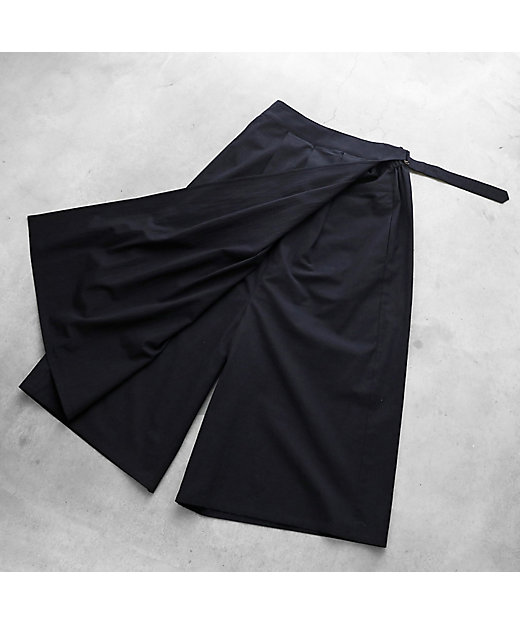 ＜三越伊勢丹/公式＞ ライトウェザークロスラップスカートパンツ レディース ブラック ブラック