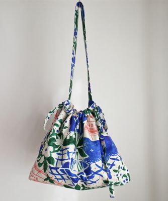 ショルダーバッグ　‘Ｈｏｍｅｍａｄｅ　ｐａｔｃｈｗｏｒｋ’
