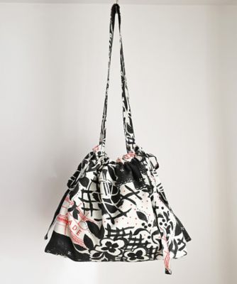ショルダーバッグ　‘Ｈｏｍｅｍａｄｅ　ｐａｔｃｈｗｏｒｋ’