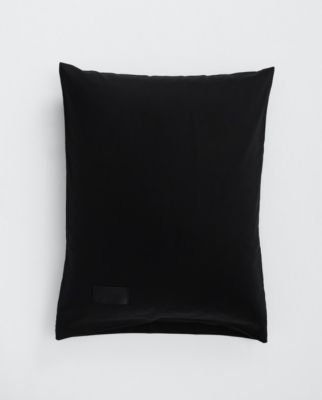 Magniberg/マグニバーグ ピローカバー　Ｐｕｒｅ　Ｓａｔｅｅｎ　ＢＬＡＣＫ　５０×７０ｃｍ