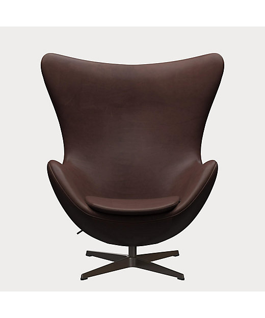 ＜三越伊勢丹/公式＞ エッグチェア エンブレイスレザー チョコレート ブラウンブロンズレッグ 椅子画像