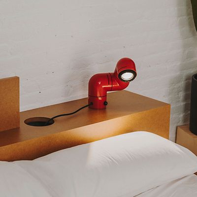 【受注商品】タトゥー　テーブルランプ　レッド
