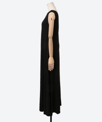 Ｖ－Ｂａｃｋ　Ｆｌａｒｅｄ　Ｄｒｅｓｓ