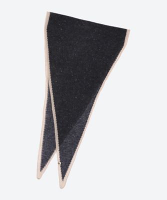 Austen Diamond―Shape Neck Scarf