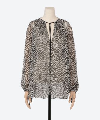 L’UNE (Women) /リュンヌ ブラウス　Ｐｌｅａｔｅｄ　ｂｌｏｕｓｅ