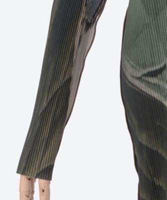 Ｔ／ＧＲＡＰＨＩＣ　ＷＡＶＥ　ＤＲＥＳＳ