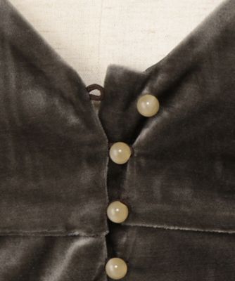ｖｅｌｖｅｔ　ｂｕｓｔｉｅｒ