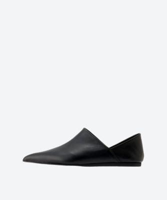 ＜FUMIE=TANAKA＞ｐｏｉｎｔｅｄ　ｓｈｏｅｓ　Ｆ２５Ａ７７