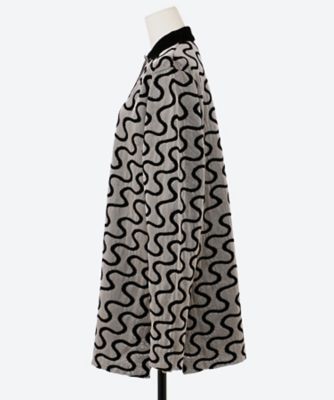 SHINY WAVY PATTERN KNIT SHIRT