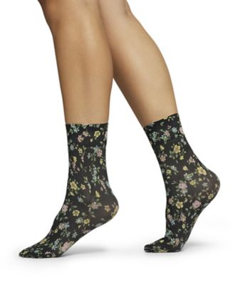 花柄プリントソックス ａｄａ ｆｌｏｗｅｒ ｓｏｃｋｓ 三越伊勢丹オンラインストア 公式