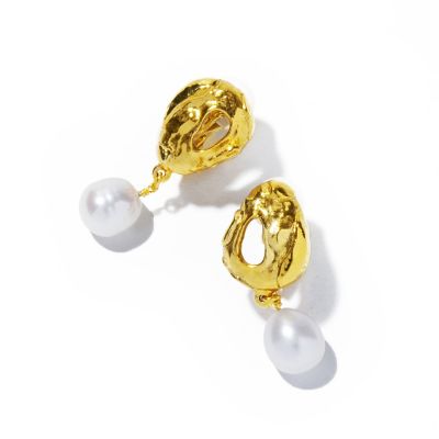 ｅｏｓ　ｅａｒｒｉｎｇ