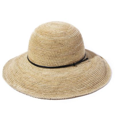 ＜IRIS47 (Women)＞ｒｅｓｏｒｔ　ｈａｔ