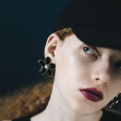 Ｍａｒｇａｒｅｔ　ｅａｒｒｉｎｇ