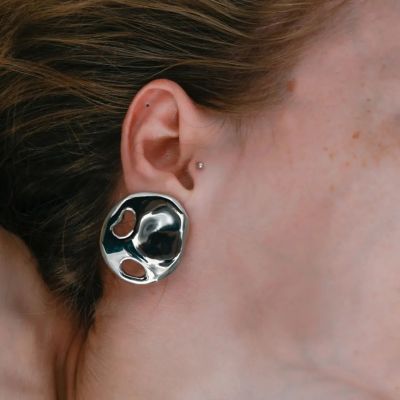 ｐｕｄｄｌｅ　ｅａｒｒｉｎｇ