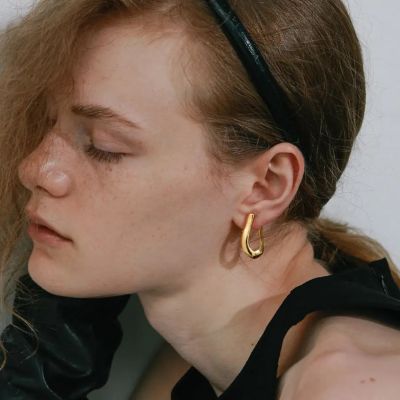 ｌｉｂｒｅ　ｅａｒｒｉｎｇ