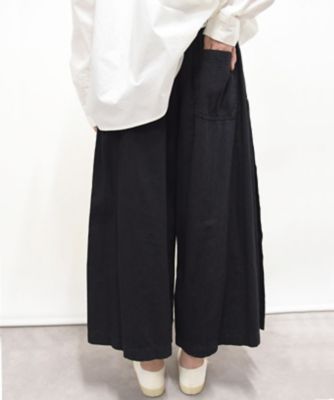 カルパスパンツ・Ｆ　タック切り替えのワイドパンツ