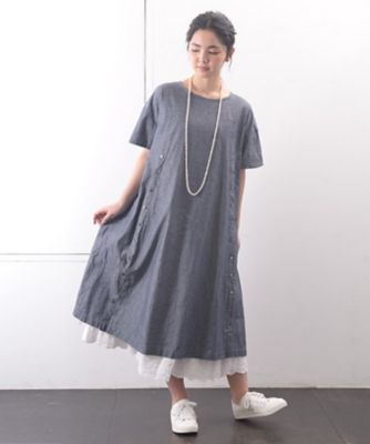 ＜BASCO (Women/大きいサイズ)＞リアラドレス・Ｂ　前切り替えに釦をあしらいシャープな印象のドレス