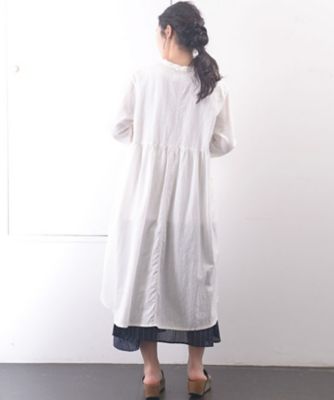 ベイリーワンピース　小さなボタンが可愛い大人カジュアルワンピース