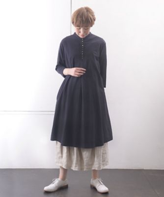 ベイリーワンピース　小さなボタンが可愛い大人カジュアルワンピース