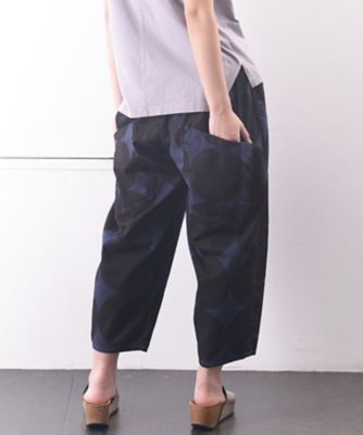 マオパンツ柄・Ｃ　大胆ドットプリントのバッグポケットパンツ