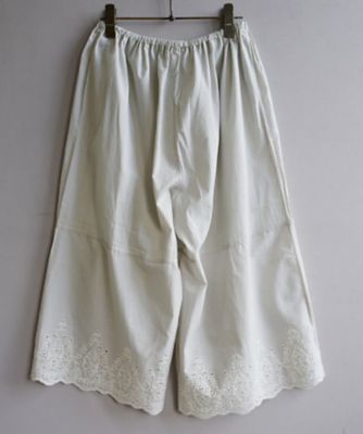 ペチパルセミＢ　定番ミドル丈レイヤードぺチパンツ　新色・新柄カットレースワークで登場