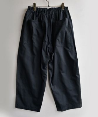 マットパンツ　ふっくらラチネ織りの切り替えパンツ