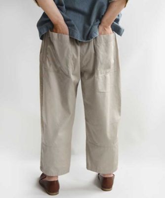 マットパンツ　ふっくらラチネ織りの切り替えパンツ