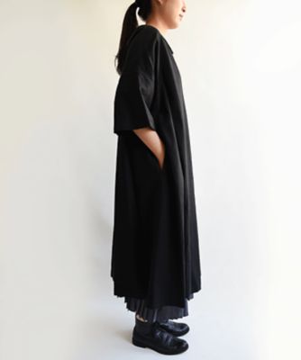 ハズキドレス・Ｃ　小さな丸襟デザインワンピース