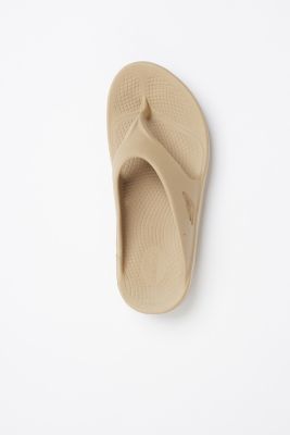 ＜OOFOS (Women)＞ＯＯｒｉｇｉｎａｌ－Ｔａｕｐｅ