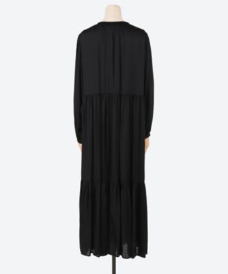 ＭＯＤＡＬ　ＳＡＴＩＮ　ＰＬＡＩＮ　ＤＲＥＳＳ