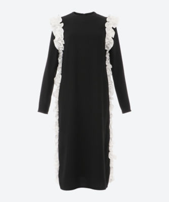 ＜hue＞ＳＩＤＥ　ＦＲＩＬＬ　ＬＯＮＧ　ＳＬＥＥＶＥ　ＤＲＥＳＳ