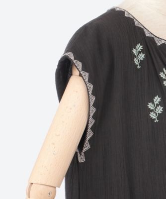 Ｃ．ＧＡＵＺＥ　ＬＥＡＦ　ＥＭＢ　ＳＬＥＥＶＥＬＥ　ＤＲＥＳＳ