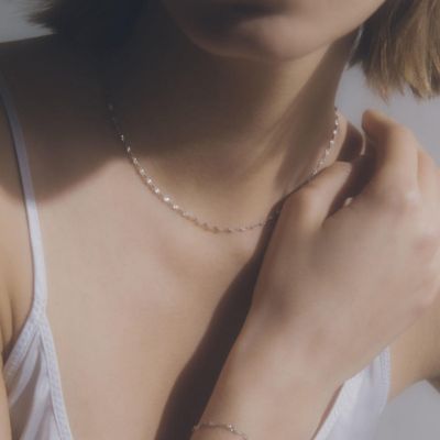 ｓｕｎｌｉｇｈｔ　ｎｅｃｋｌａｃｅ　／　ｗｈｉｔｅ　ｇｏｌｄ