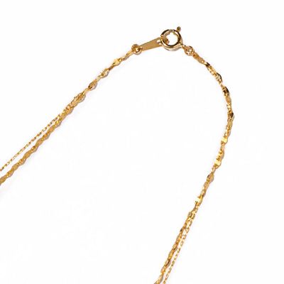 ｂａｌａｎｃｉｎｇ　ｎｅｃｋｌａｃｅ