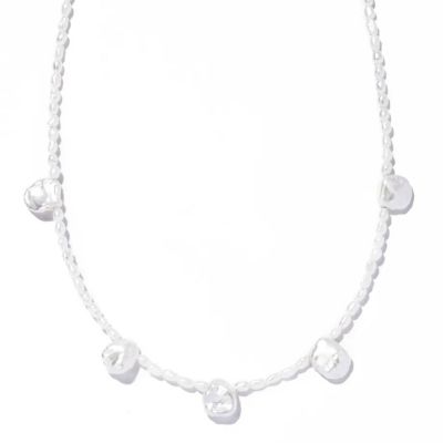 Ｉｎｅｓ　ｃｈｏｋｅｒ