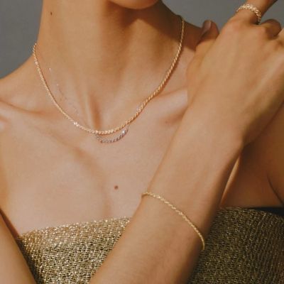 ｄｅｌｉｇｈｔ　ｂｒａｃｅｌｅｔ　ＧＯＬＤ