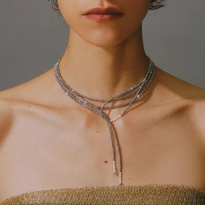 ｇｌｏｓｓ　ｌａｒｉａｔ　ｎｅｃｋｌａｃｅ