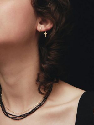 ｎｏｉｒ　ｅｍｏｔｉｏｎ　ｎｅｃｋｌａｃｅ