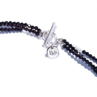 ｎｏｉｒ　ｅｍｏｔｉｏｎ　ｎｅｃｋｌａｃｅ