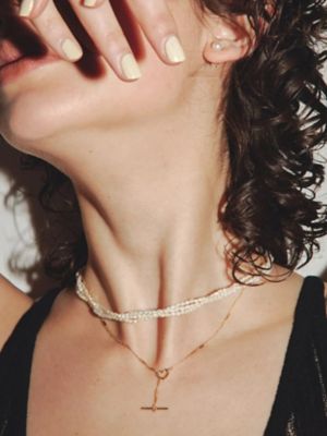 ｐｅａｒｌ　ｅｍｏｔｉｏｎ　ｎｅｃｋｌａｃｅ