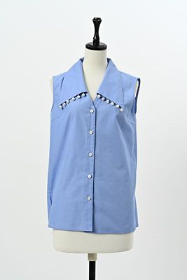 Pearl Drop Collar Sleeveless Blouse