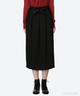 ＜L’UNE (Women) ＞バックサテンスカート　ＬＵ２４４―４０１