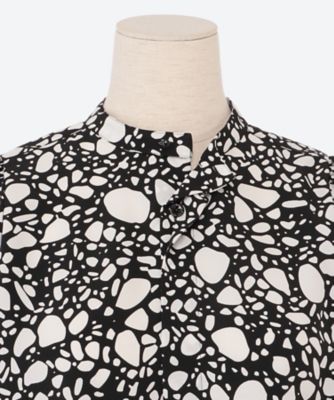 ＰＥＢＢＬＥ　ＰＲＩＮＴＥＤ　ＢＬＯＵＳＥ