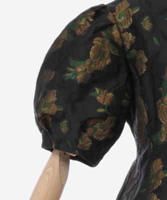 Ｆｌｏｗｅｒ　ｊａｃｑｕａｒｄ　ｔｏｐ
