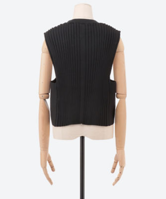 ＷＩＤＥ　ＲＩＢＢＥＤ　ＣＲＯＰＰＥＤ　ＶＥＳＴ